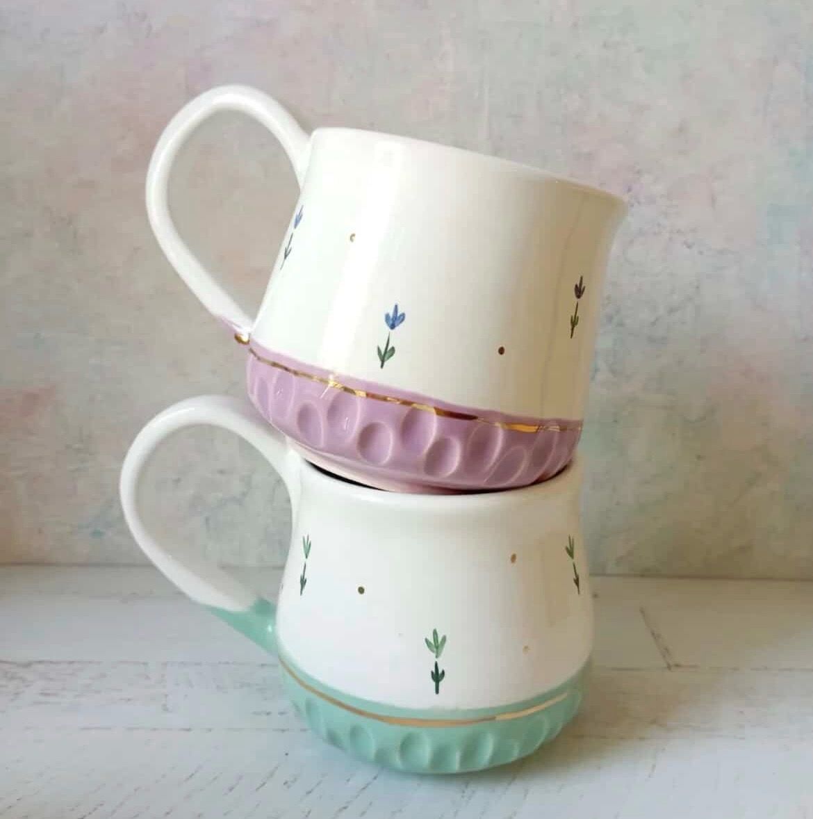 Taza florcitas y oro