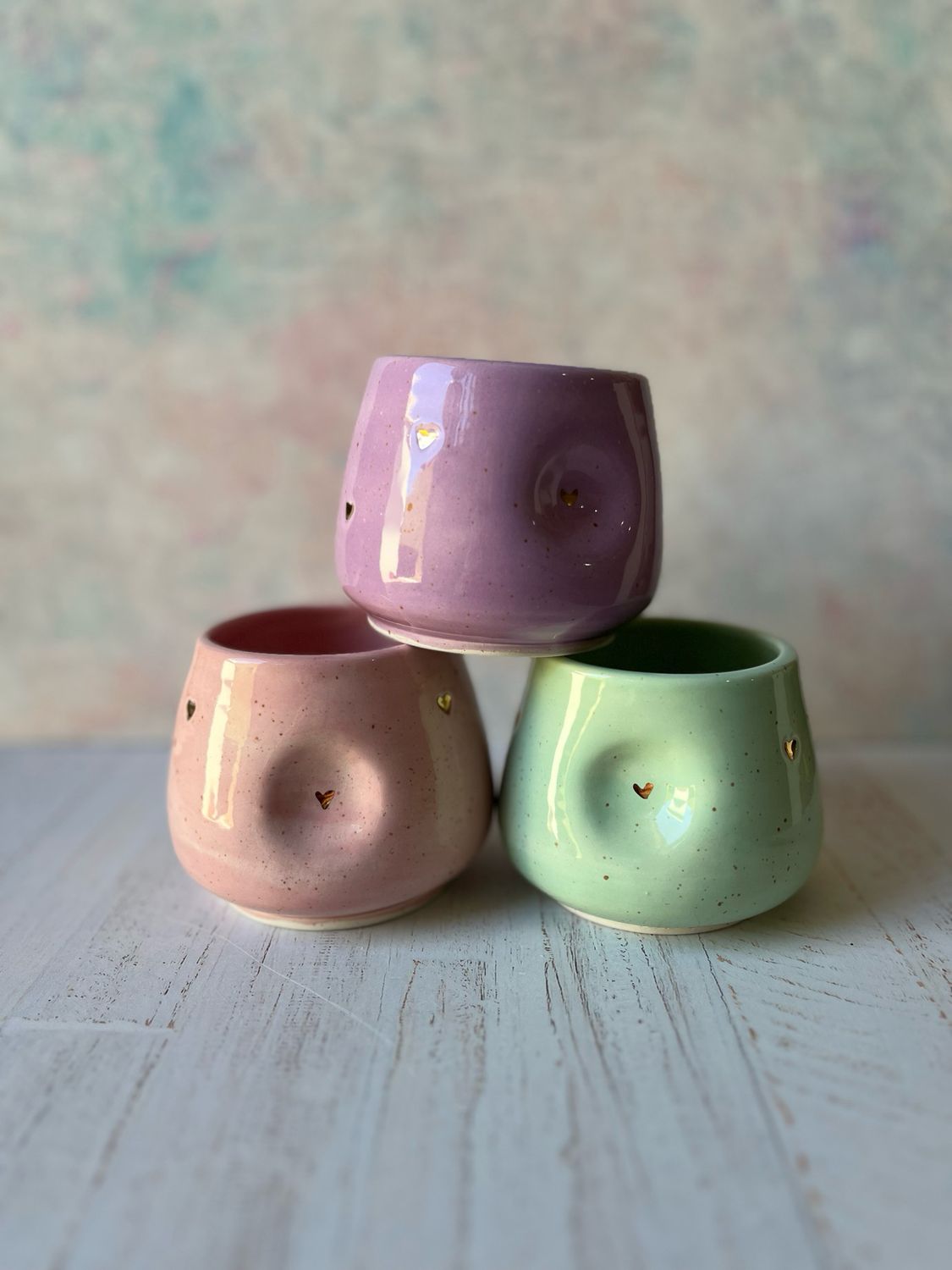 Mate/pocillo corazones oro