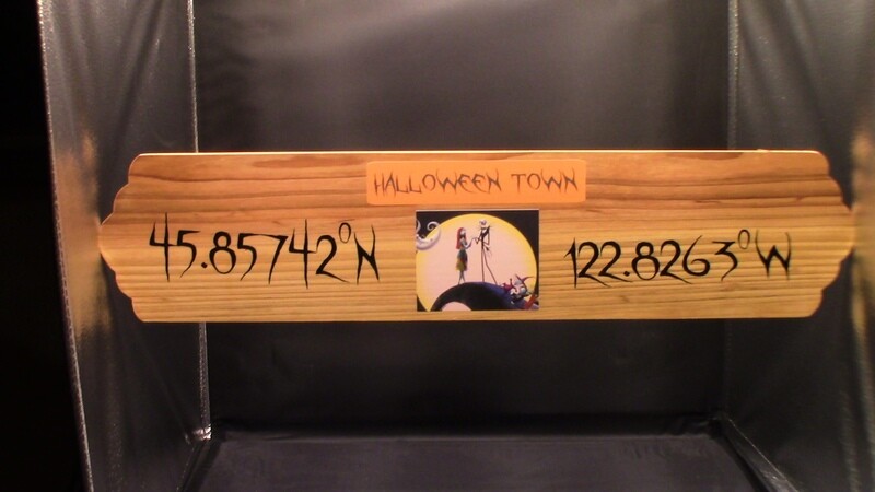 Holidays Themed Latitude/Longitude Sign