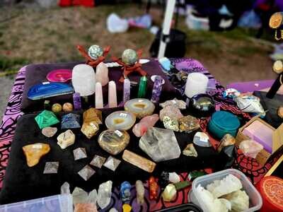Crystals &amp; Stones