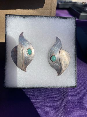 Vintage Navajo Sterling Silver Turquoise Earrings