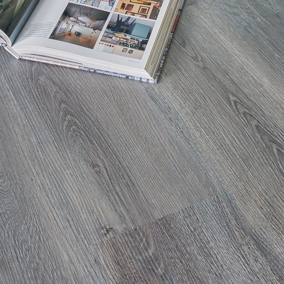 Smoked Grey Oak ZEEZOO SPC Vinyl Click Flooring