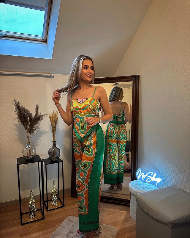 Ensemble haut + pantalon imprimé vert