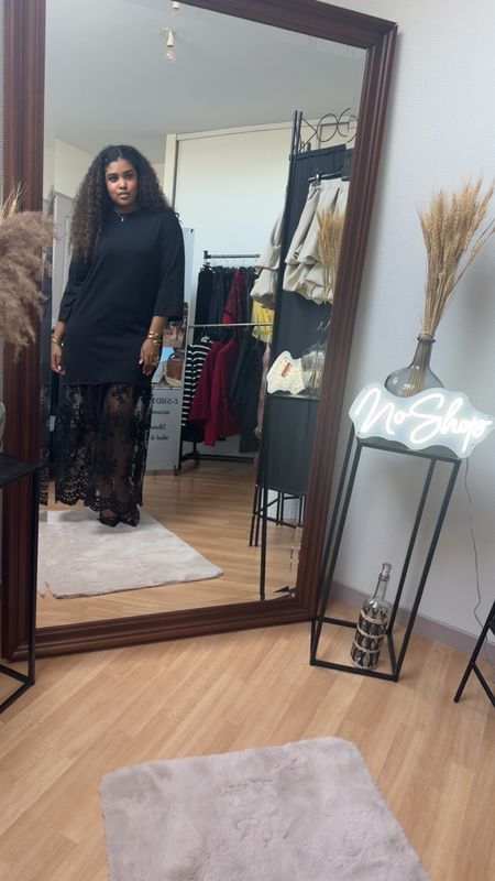Robe tee shirt dentelle