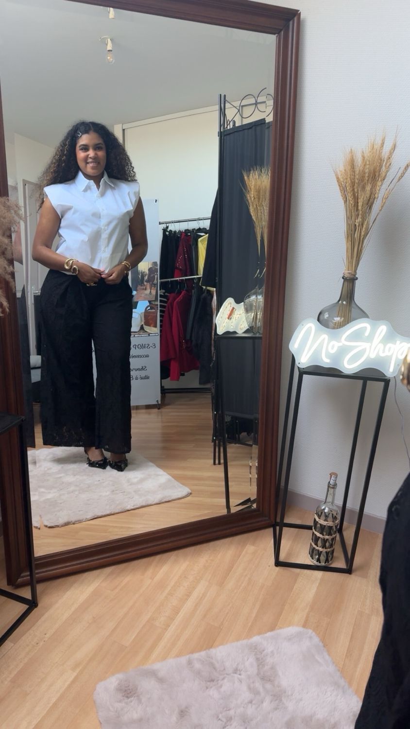 Chemise sans manches avec épaulettes (noeud non obligatoire)