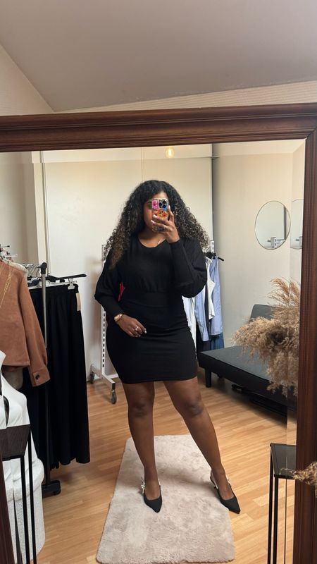 Robe pull noire scintillante taille élastique