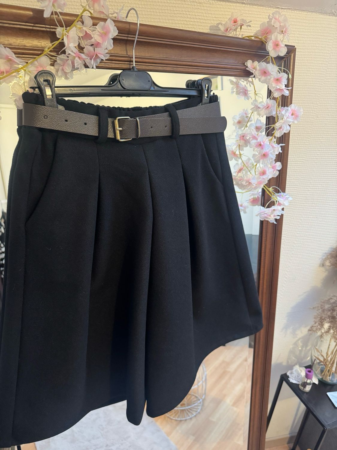 Bermuda noir avec ceinture