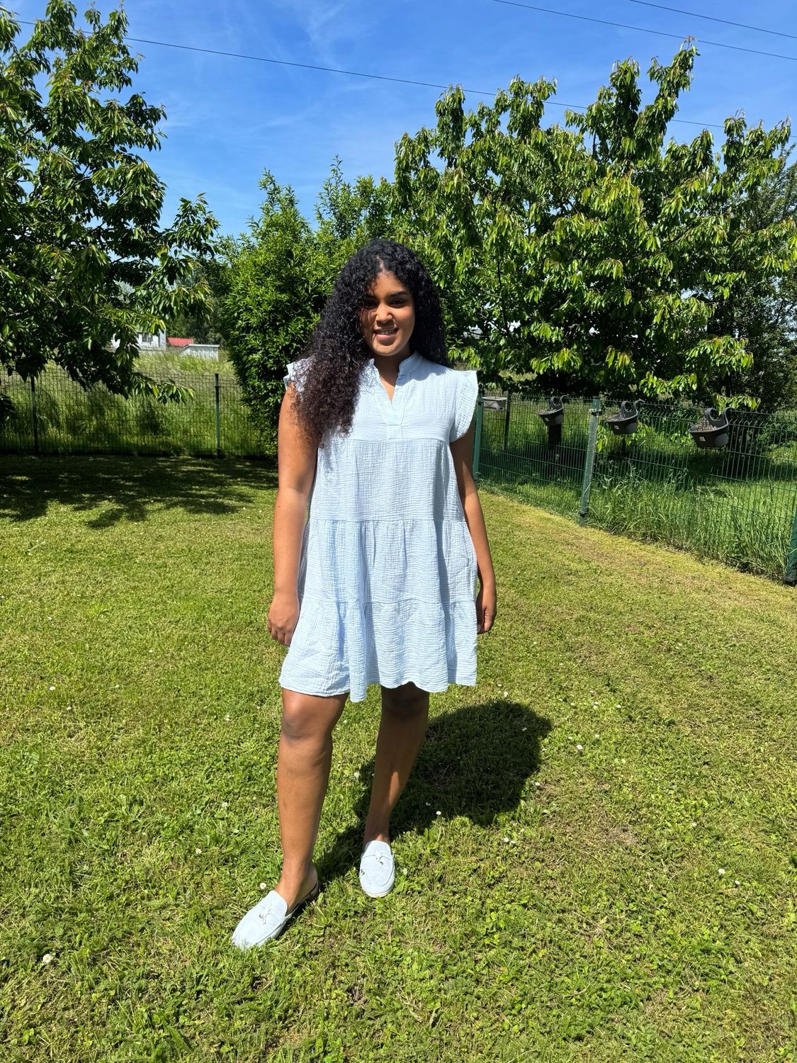 Robe fluide en gaz de coton bleu ciel