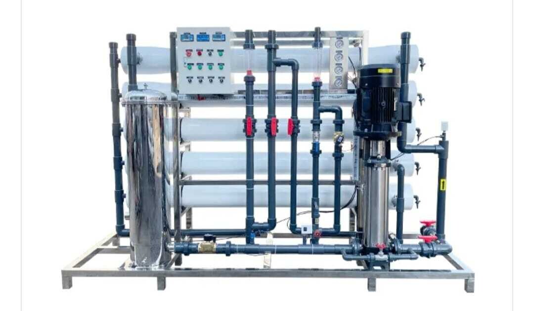 REVERSE OSMOSIS UNITS 
200ltr/hr - 10 000ltr/hr units