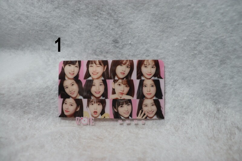 Photocards transparentes IZONE – Collection incontournable pour les WIZONE​​