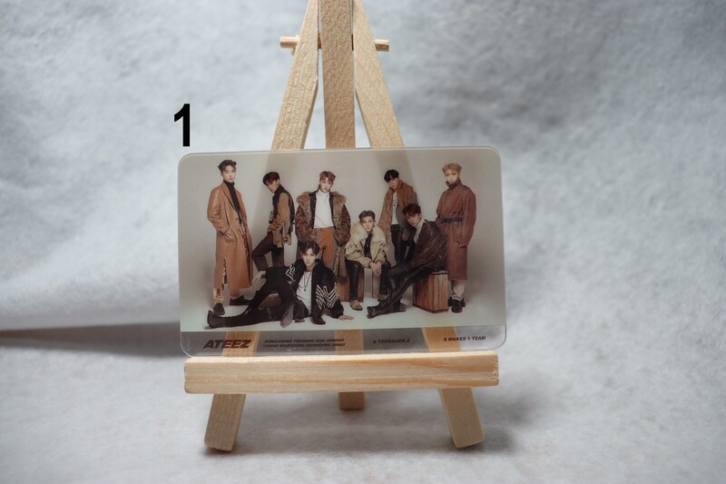 Cartes transparentes ATEEZ – Collection incontournable pour les ATINY