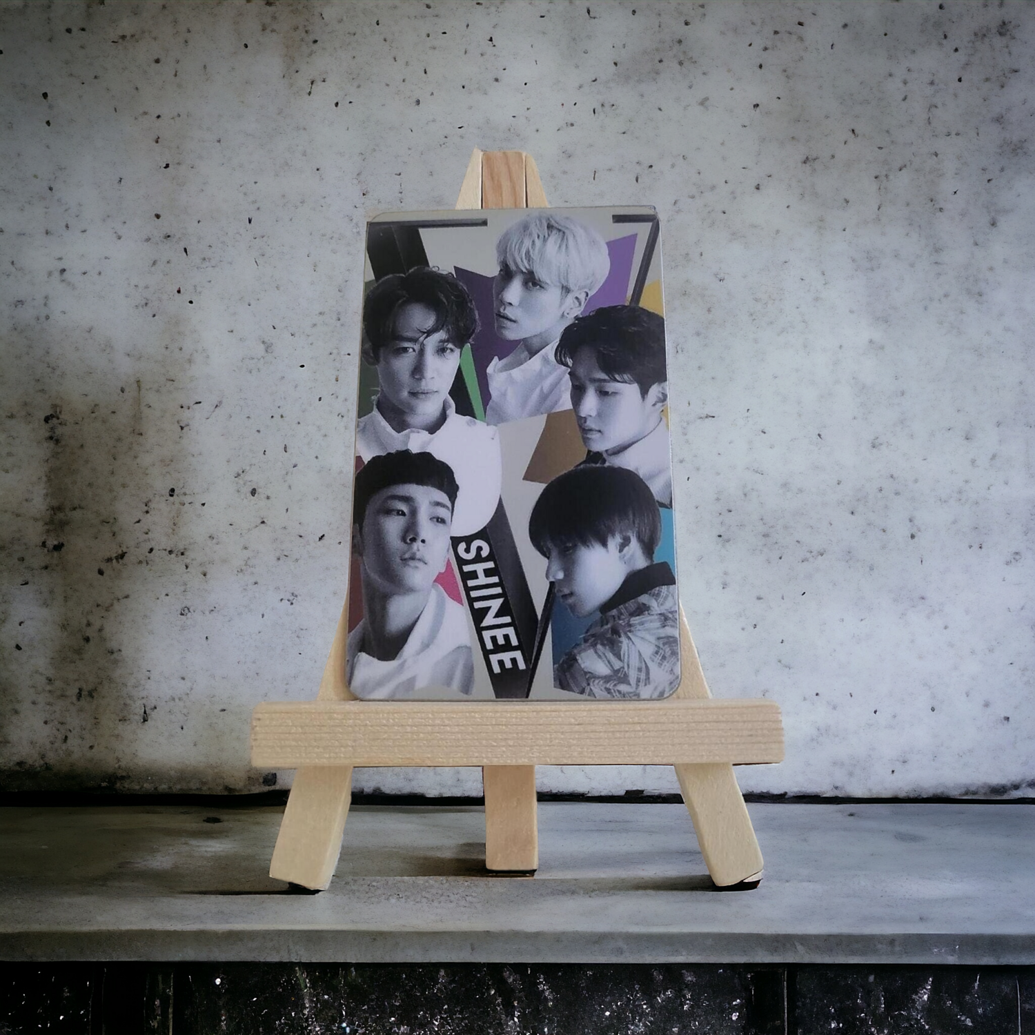 Carte Métal K-Pop - 7 Modèles Uniques