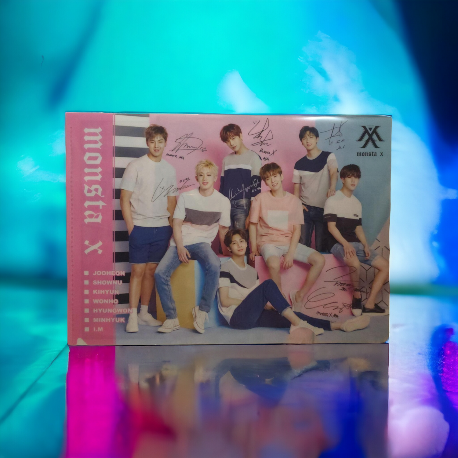 Porte-Documents MONSTA X