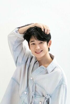Le Parcours de Jung Hae-In : L&#39;Étoile Incontournable de la Corée