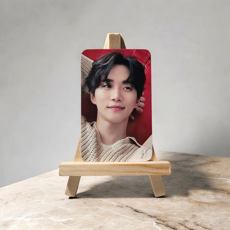 Photocards LEE JUNHO Série 3 - 10 Modèles Uniques