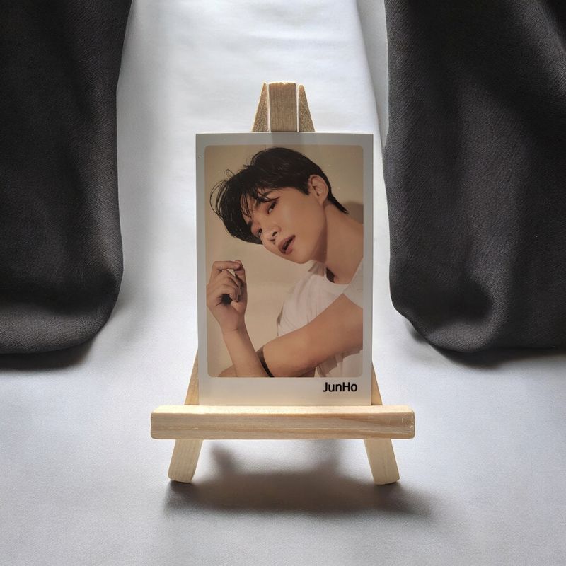 Photocards LEE JUNHO Série 4 - 11 Modèles Uniques