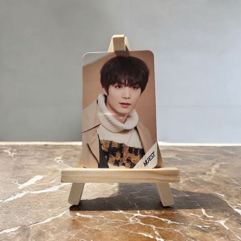 Photocards NU&#39;EST Série 1 - 10 Modèles Uniques