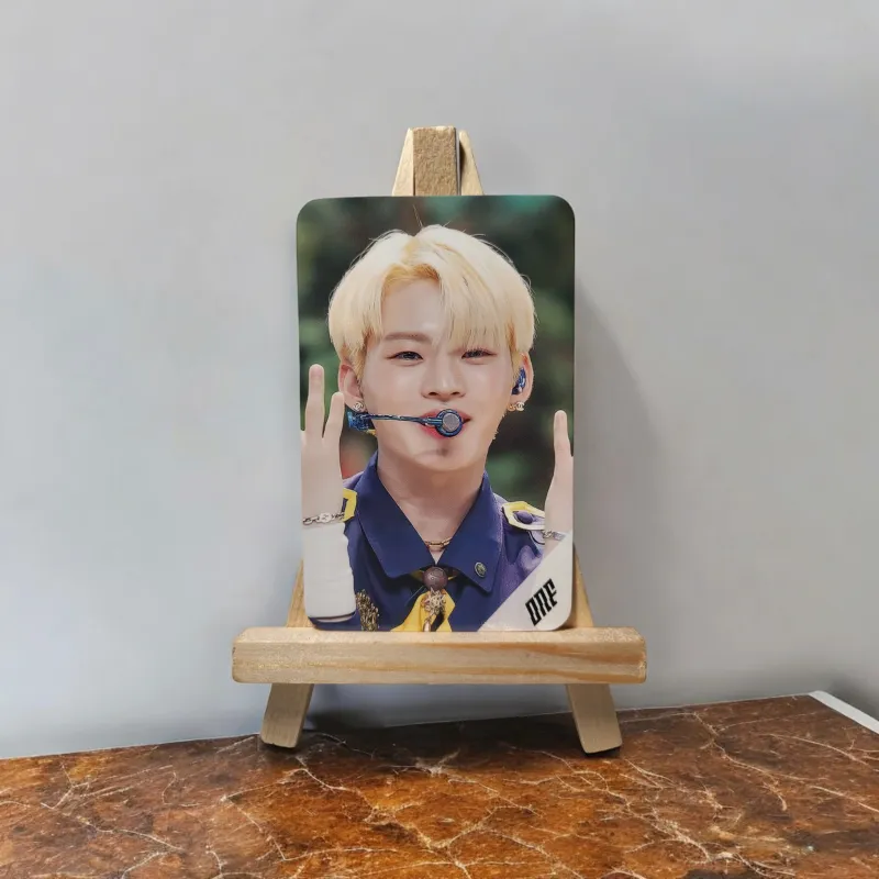 Photocards ONF Série 2 - 10 Modèles Uniques