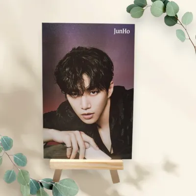 Cartes Postales LEE JUNHO - 12 Modèles Uniques