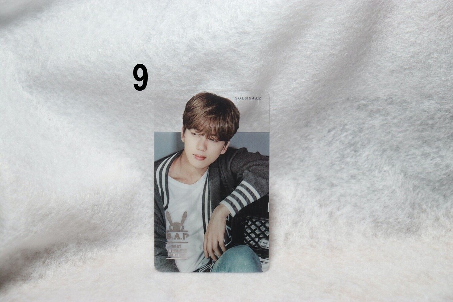 Cartes transparentes B.A.P – Photocards uniques et originales pour les BABYs