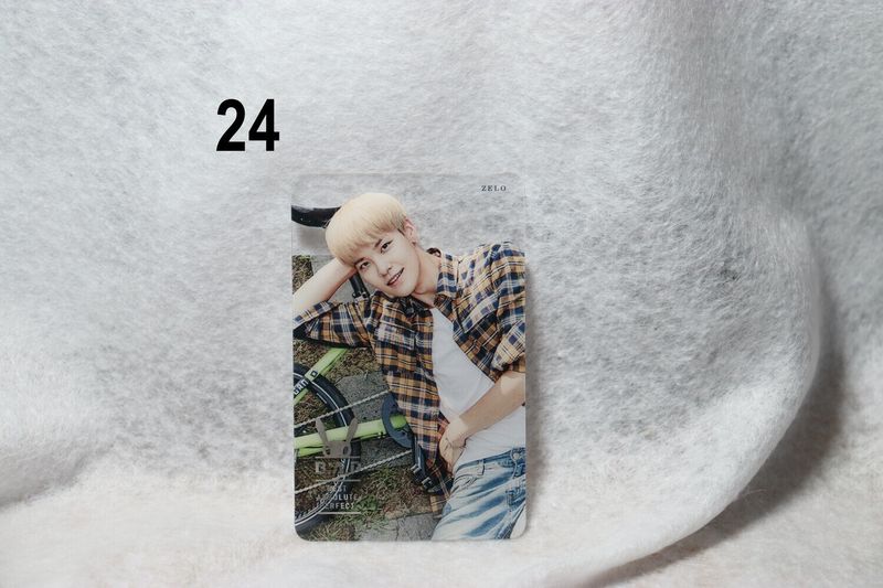 Cartes transparentes B.A.P – Photocards uniques et originales pour les BABYs
