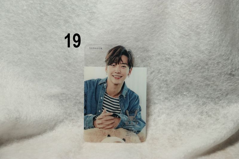 Cartes transparentes B.A.P – Photocards uniques et originales pour les BABYs