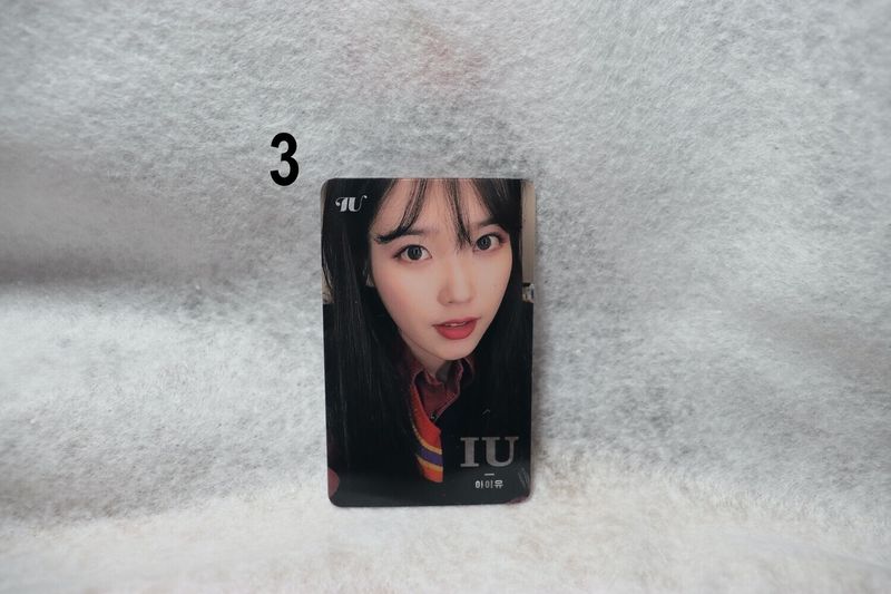 Photocards transparentes IU (Lee Ji-eun) – Collection incontournable pour les UAENAs
