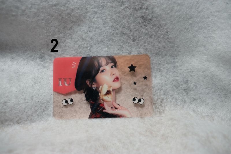 Photocards transparentes IU (Lee Ji-eun) – Collection incontournable pour les UAENAs