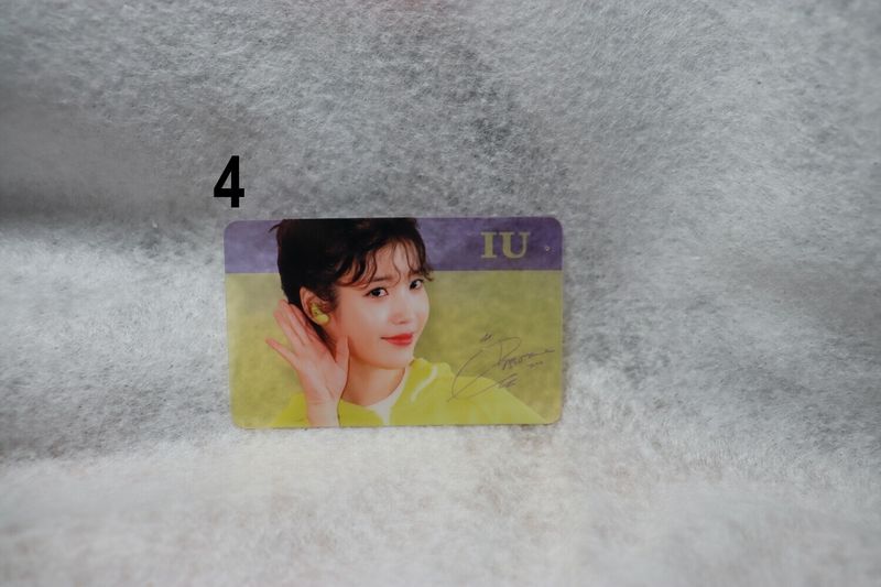Photocards transparentes IU (Lee Ji-eun) – Collection incontournable pour les UAENAs