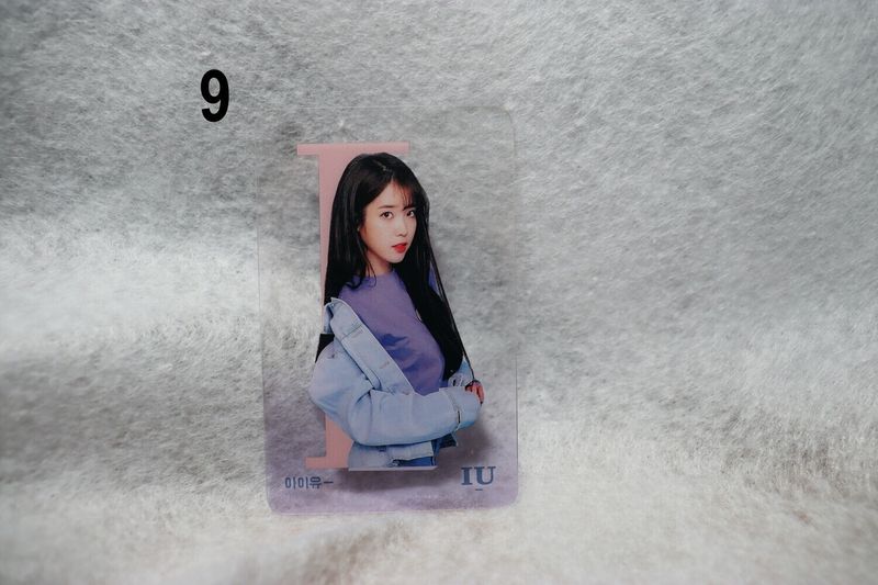 Photocards transparentes IU (Lee Ji-eun) – Collection incontournable pour les UAENAs