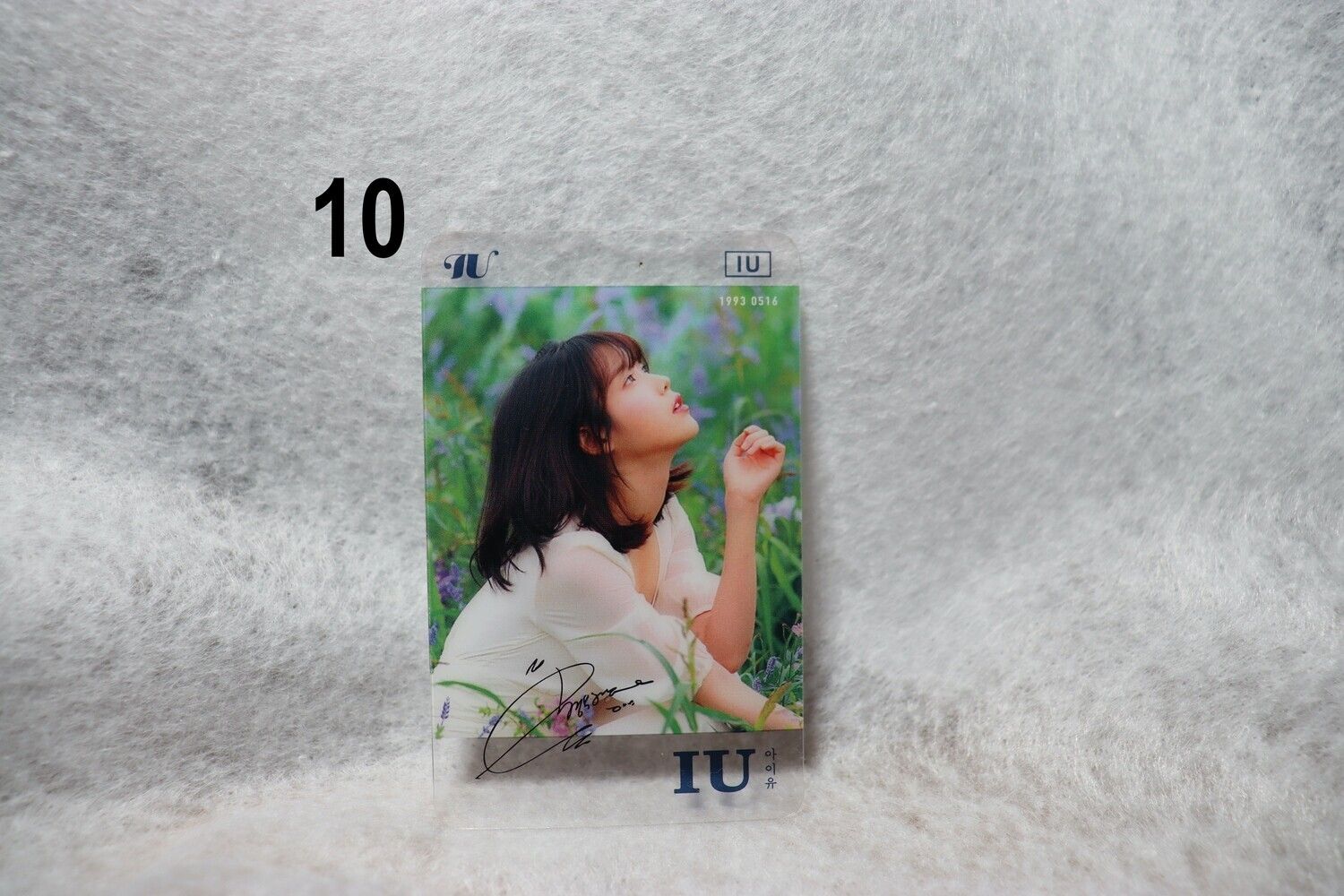 Photocards transparentes IU (Lee Ji-eun) – Collection incontournable pour les UAENAs