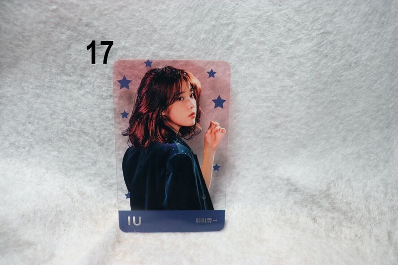 Photocards transparentes IU (Lee Ji-eun) – Collection incontournable pour les UAENAs