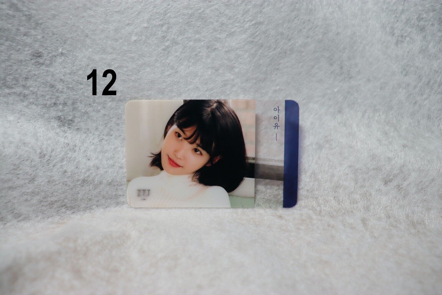 Photocards transparentes IU (Lee Ji-eun) – Collection incontournable pour les UAENAs
