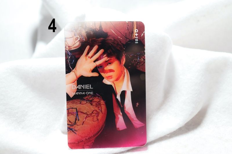 Photocards transparentes Kang Daniel – Collection incontournable pour les DANITY