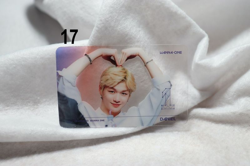 Photocards transparentes Kang Daniel – Collection incontournable pour les DANITY