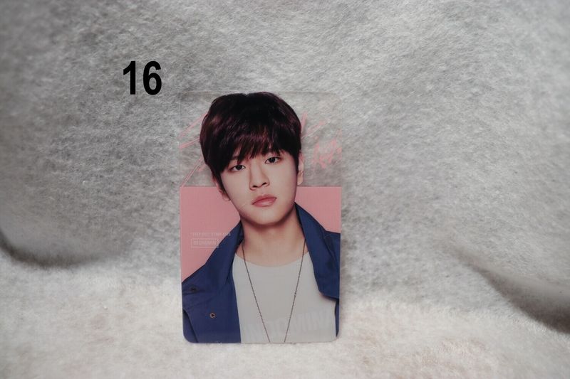 Cartes transparentes Stray Kids Série 1 – Collection incontournable pour les STAY