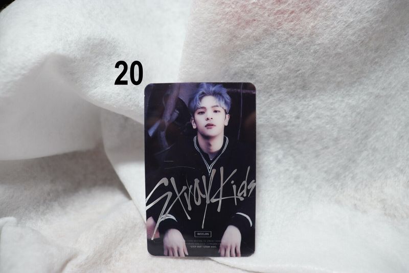 Cartes transparentes Stray Kids Série 1 – Collection incontournable pour les STAY