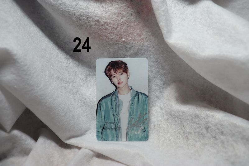 Cartes transparentes Stray Kids Série 1 – Collection incontournable pour les STAY