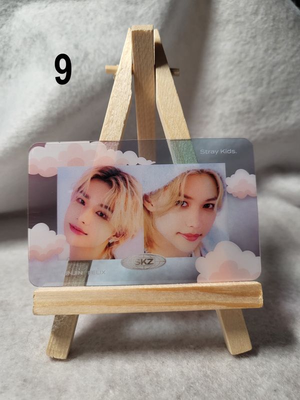 Cartes transparentes STRAY KIDS Série 2 – Collection incontournable pour les STAY