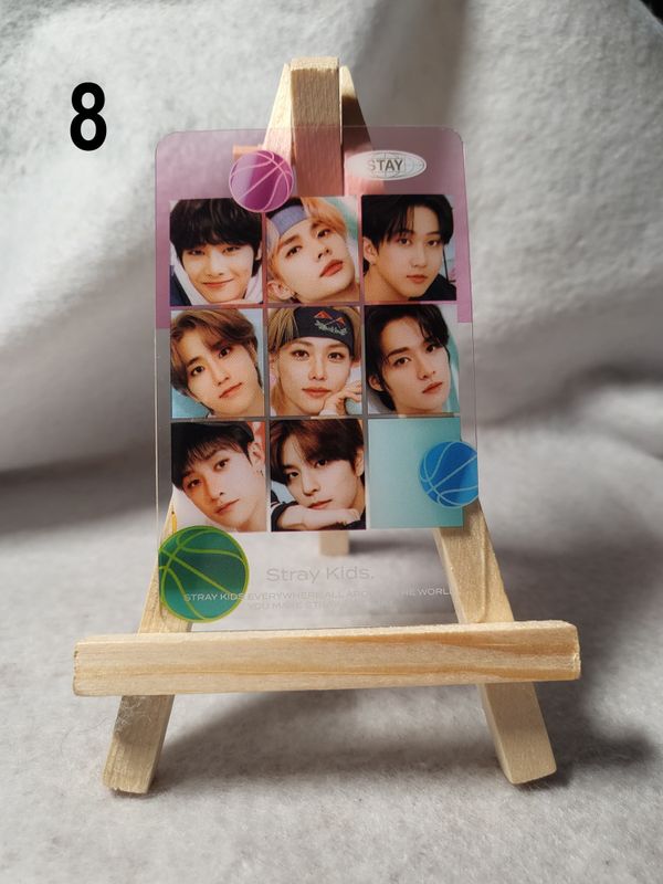 Cartes transparentes STRAY KIDS Série 2 – Collection incontournable pour les STAY