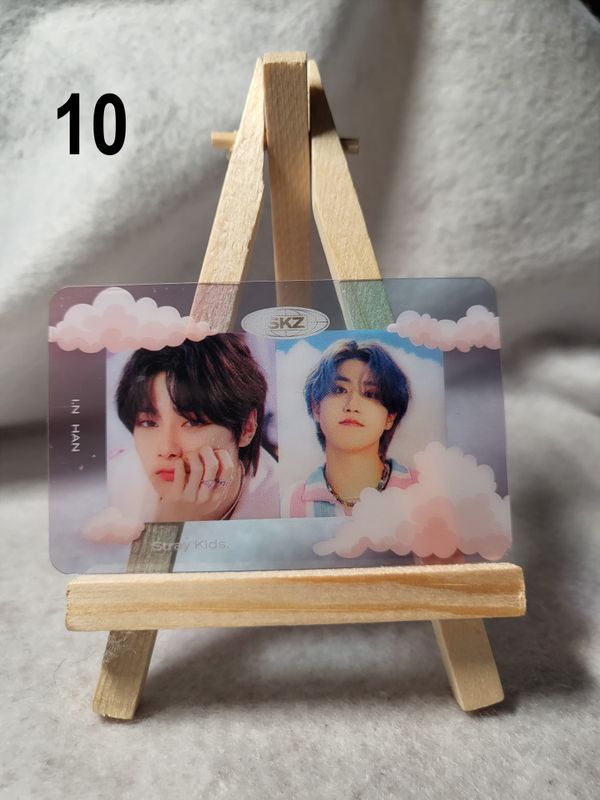 Cartes transparentes STRAY KIDS Série 2 – Collection incontournable pour les STAY