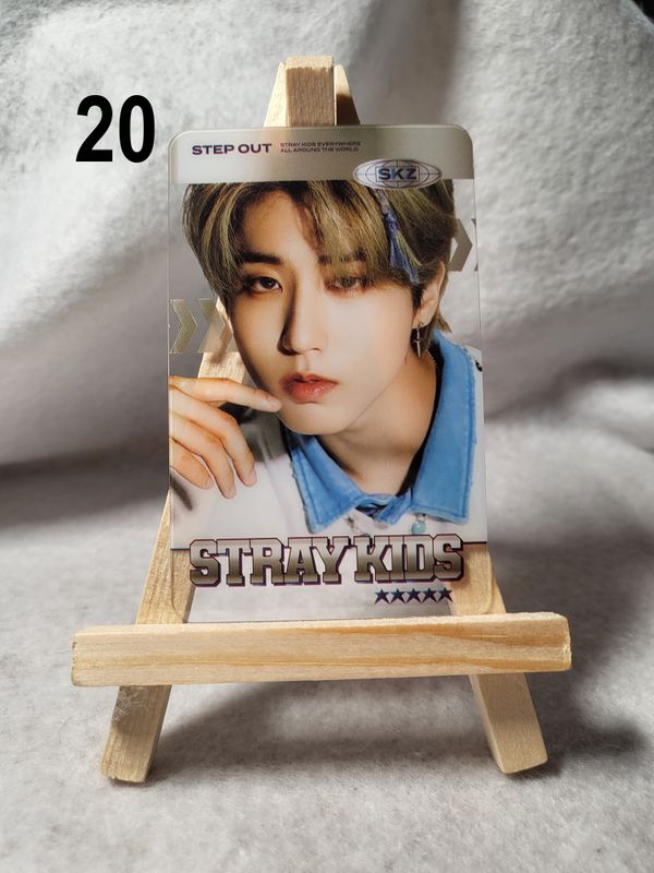 Cartes transparentes STRAY KIDS Série 2 – Collection incontournable pour les STAY