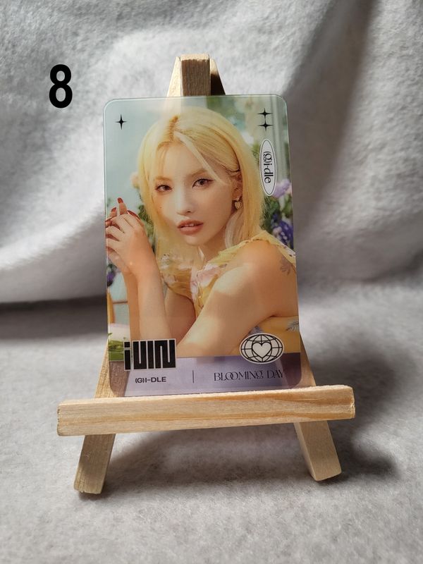 Cartes transparentes (G)I-DLE – Collection essentielle pour les NEVERLAND