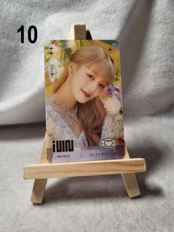 Cartes transparentes (G)I-DLE – Collection essentielle pour les NEVERLAND