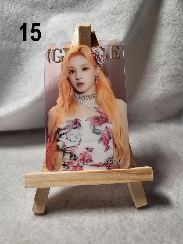 Cartes transparentes (G)I-DLE – Collection essentielle pour les NEVERLAND