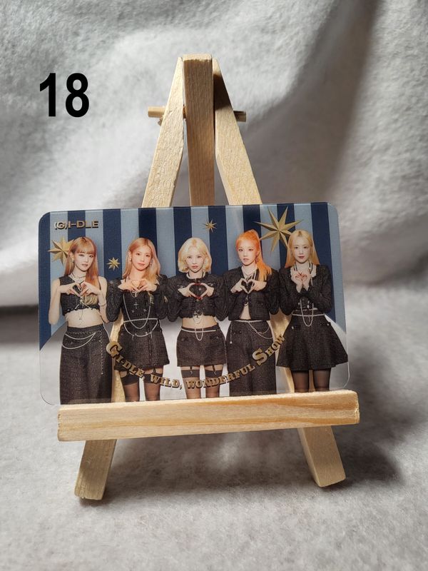 Cartes transparentes (G)I-DLE – Collection essentielle pour les NEVERLAND