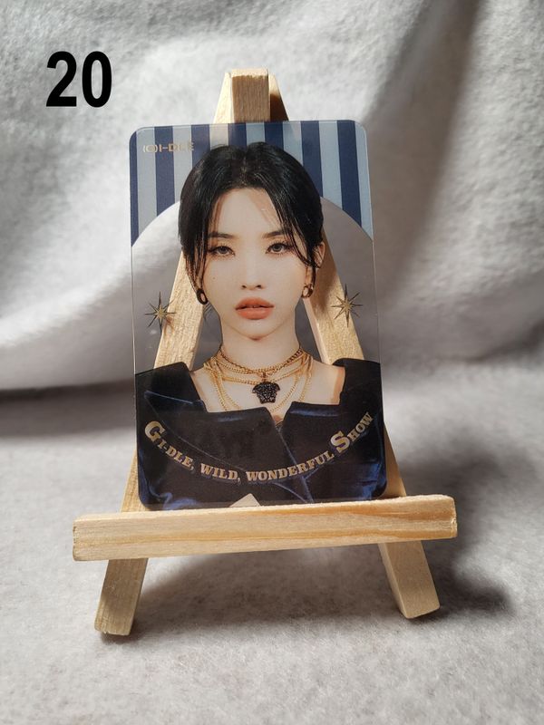 Cartes transparentes (G)I-DLE – Collection essentielle pour les NEVERLAND