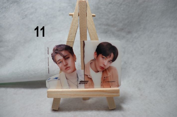 Cartes transparentes ATEEZ – Collection incontournable pour les ATINY