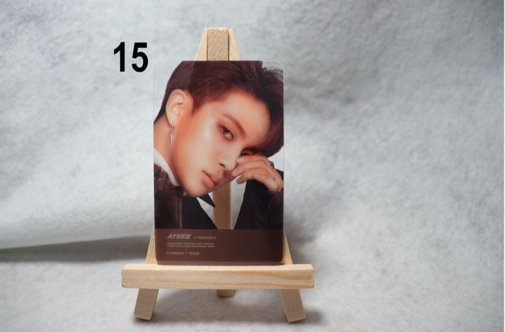 Cartes transparentes ATEEZ – Collection incontournable pour les ATINY