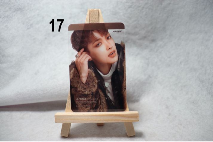 Cartes transparentes ATEEZ – Collection incontournable pour les ATINY